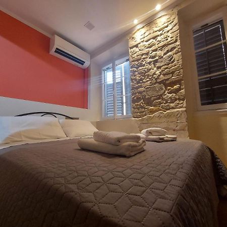 شقة Corcyra Microflat In Old Town Corfu  المظهر الخارجي الصورة