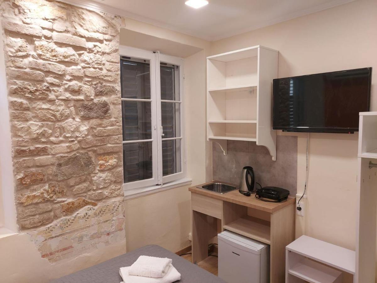 شقة Corcyra Microflat In Old Town Corfu  المظهر الخارجي الصورة